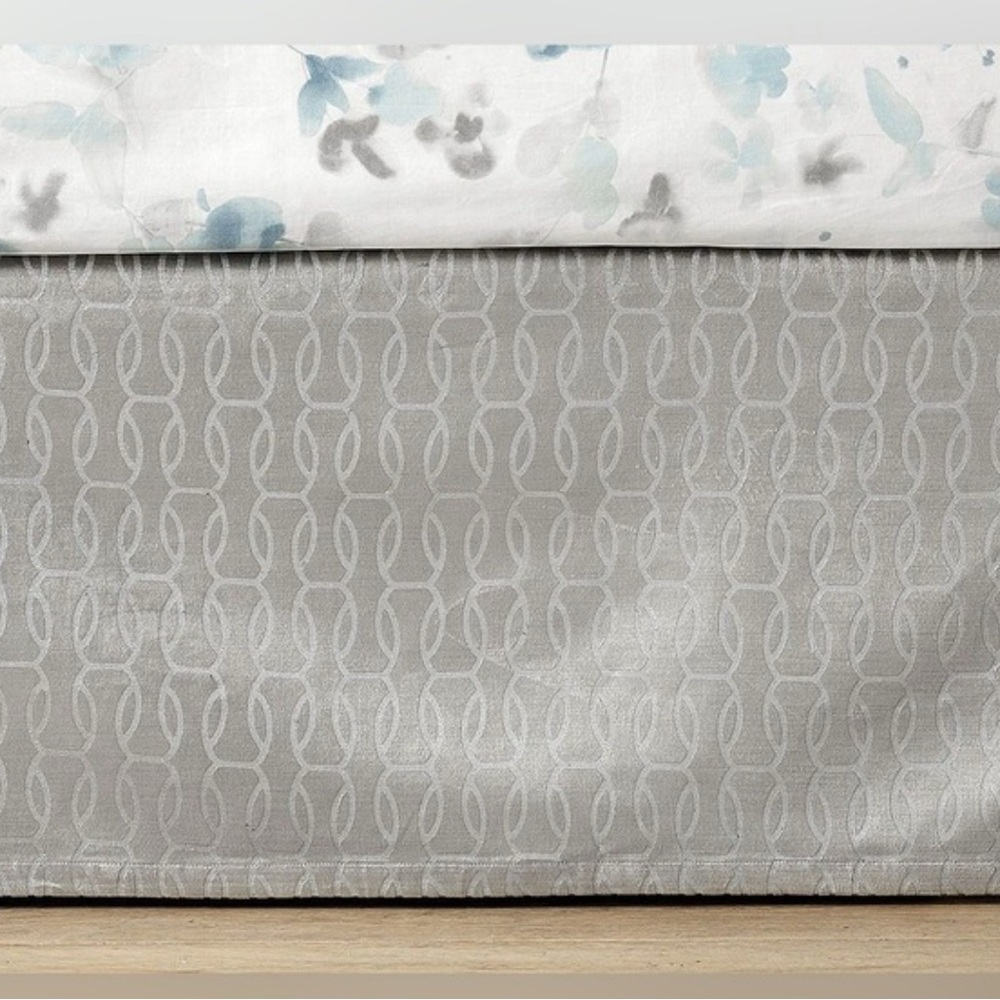 Pottery Barn Amelia crib skirt, new